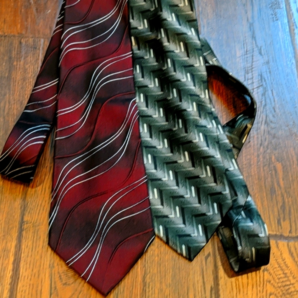 Piere Cardin tie lot.